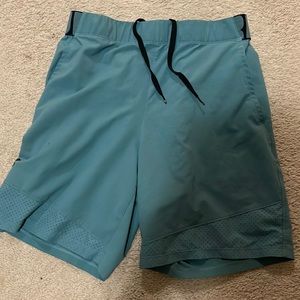 Under amour vanish woven shorts